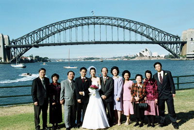 Group photo with the bride's side